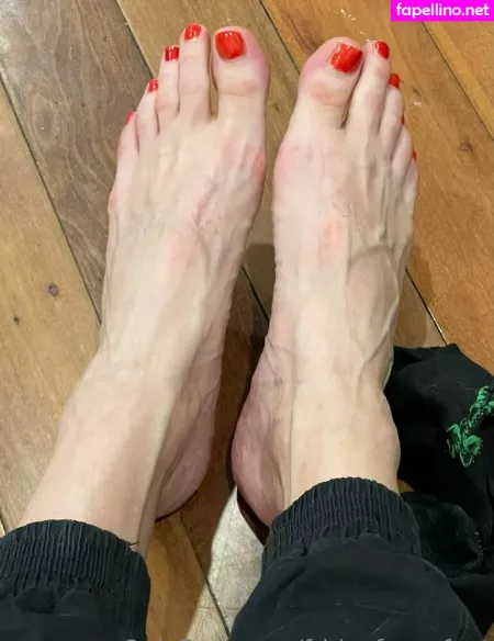Fridayfancyfeet OnlyFans Thumbnail #glxWUNxj6h