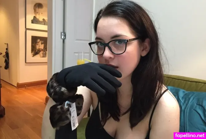 Friendly Witch OnlyFans Thumbnail #9rAEEvcgNx