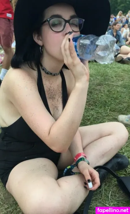 Friendly Witch OnlyFans Thumbnail #WFA1xVmwIL