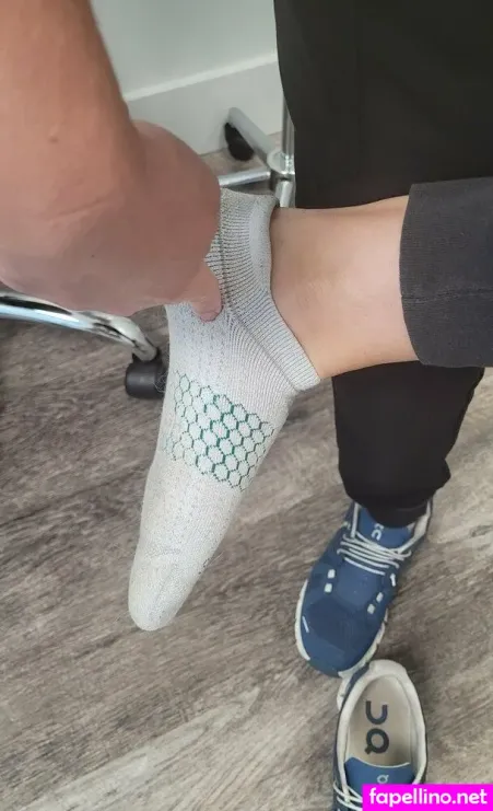 Friendlyfootguy25 OnlyFans Thumbnail #mXIRGdrbTi