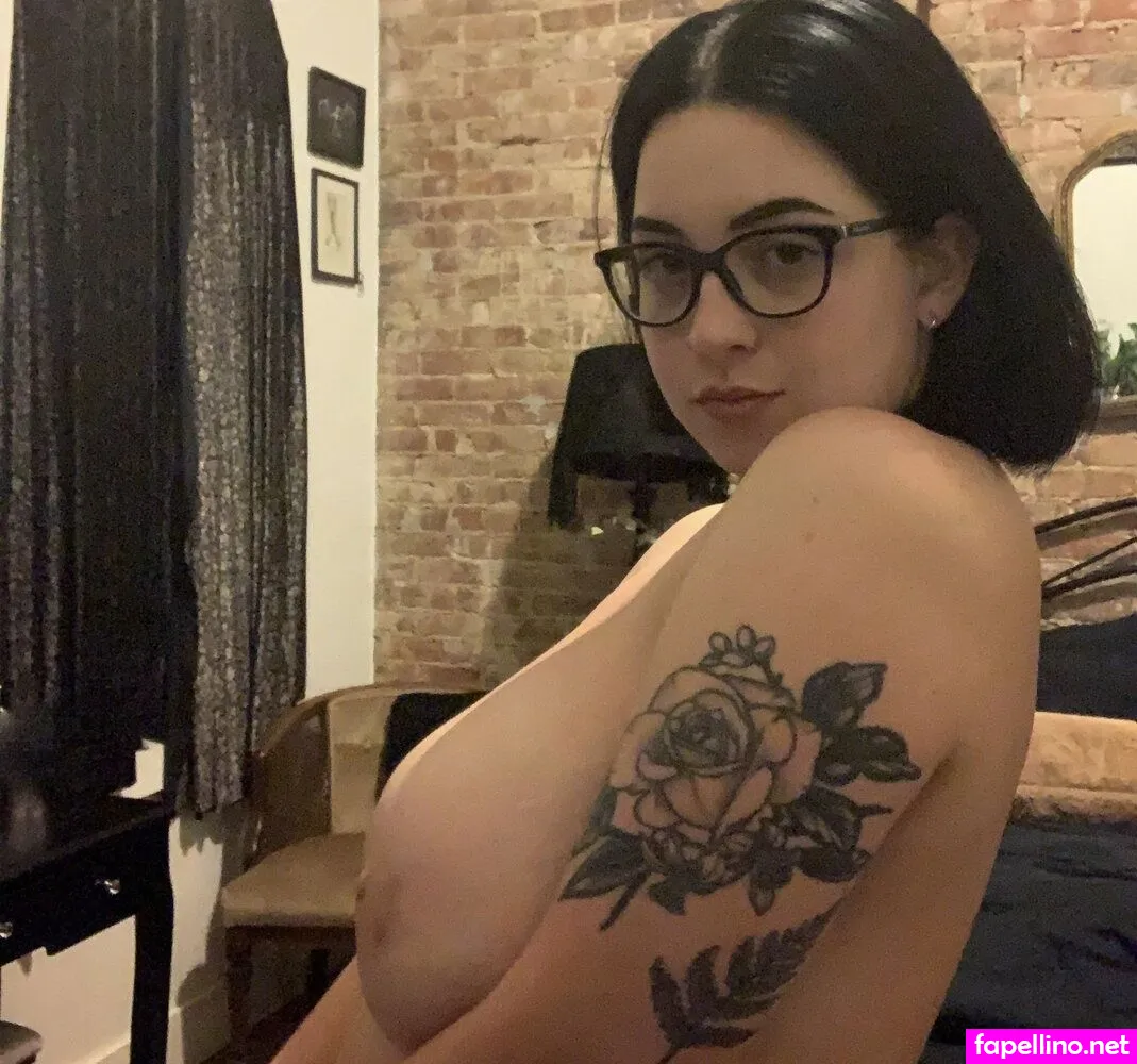 friendly.sea.witch, friendlywitch_, friendlywitch__ Nude Leaked OnlyFans Photo #6Wa1ndATBT