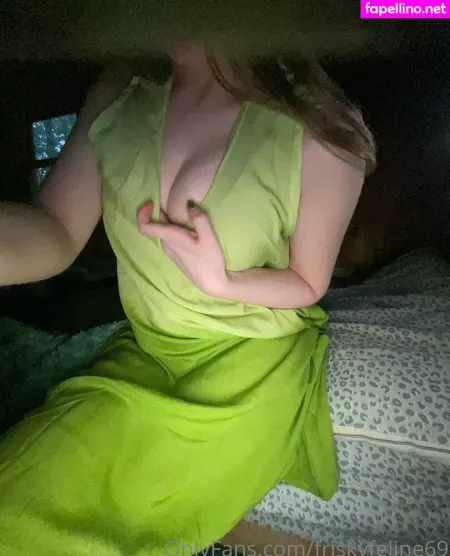 Friskyfeline69 OnlyFans Thumbnail #XwndQLWM6L