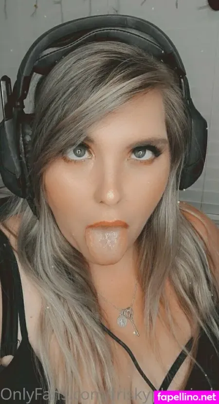 Friskyplussizebarbie OnlyFans Thumbnail #VmQp7kAFGy