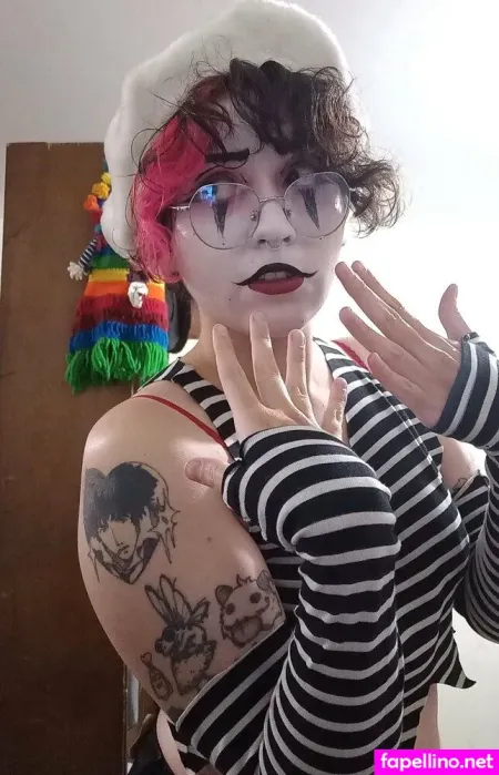 Froggyintheboxfree OnlyFans Thumbnail #a2F4oXSvxf