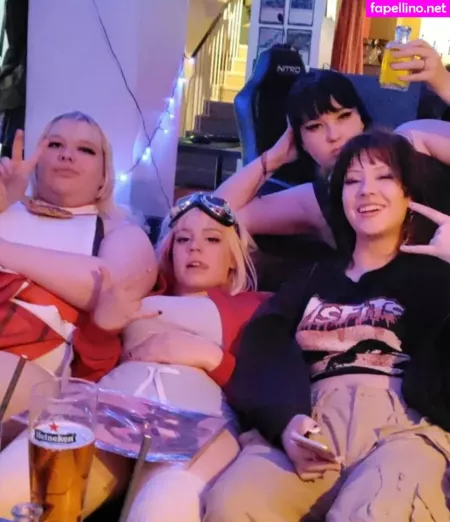 Frogzzi OnlyFans Thumbnail #igGNGb2GjI