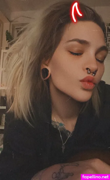 Frokenvarg OnlyFans Thumbnail #1HeTnkGZtx