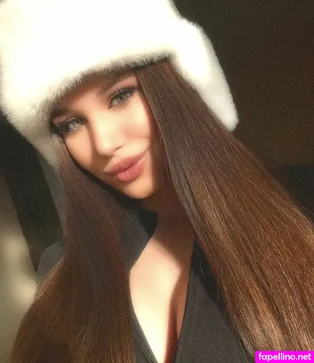 Frollkina OnlyFans Thumbnail #AvnCBdtfVE