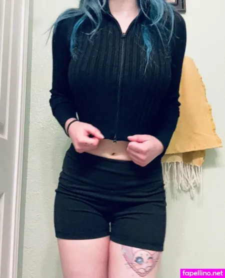 Frostybun OnlyFans Thumbnail #Hd8GzOChSR