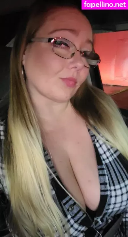 Frostymomma86 OnlyFans Thumbnail #7tsMKU3StX