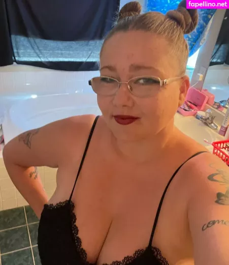 Frostymomma86 OnlyFans Thumbnail #wQw8APhdGR