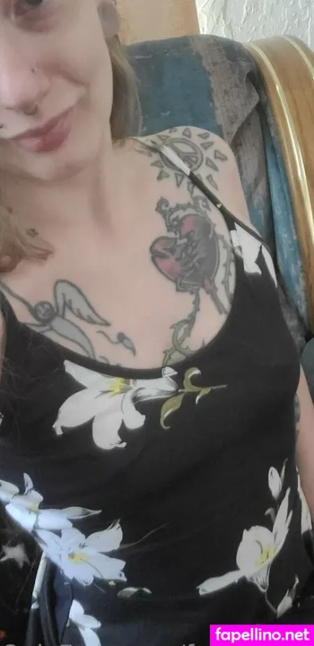 Frostyvixen OnlyFans Thumbnail #0yTVUFegXD