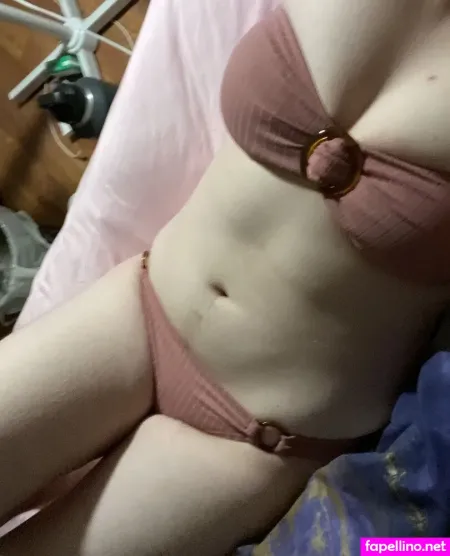 Frozen Cherry OnlyFans Thumbnail #rVBNztRqu3