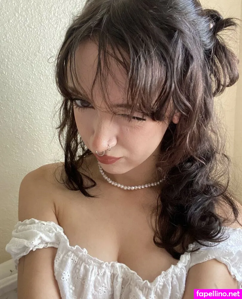 fruitgummys, fruitgummys_ Nude Leaked OnlyFans Photo #42ebWgAGZF