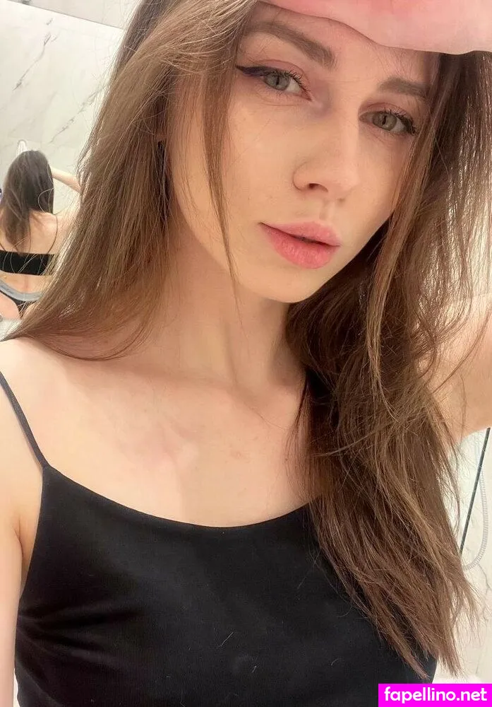 frukt0zka, sofiakaoz Nude Leaked OnlyFans Photo #6lUGiORXIV