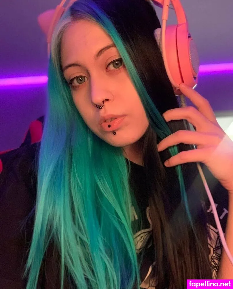 frutella_sg, frutellasgmodel Nude Leaked OnlyFans Photo #0iEn6b0t8r