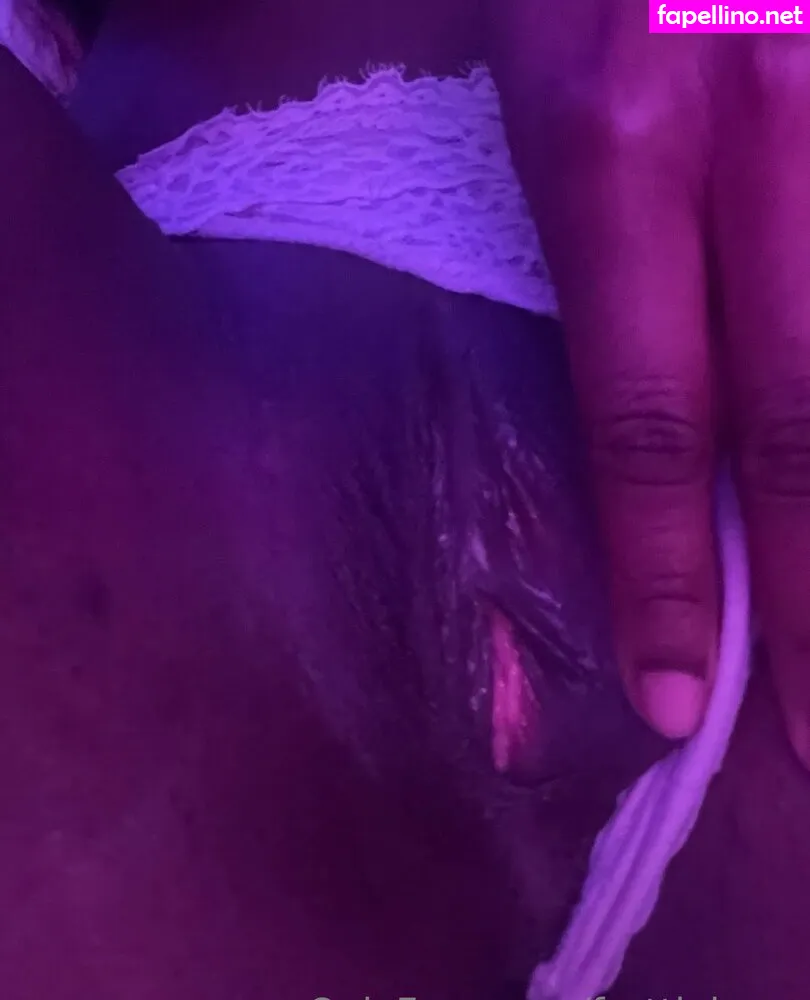 fruttieloom, tfc_imfromthe253 Nude Leaked OnlyFans Photo #Mk095hm940