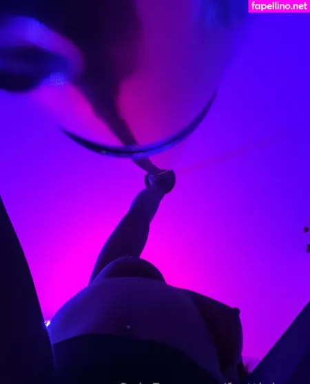 Fruttieloom OnlyFans Thumbnail #m7wAgLsfQy