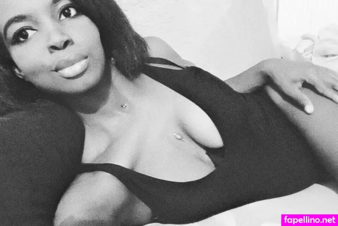 Fsemelagne OnlyFans Thumbnail #IAfdBjHAew