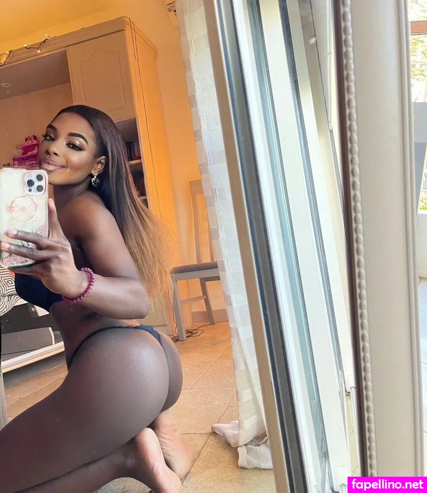 Falones, chocco_bombees, fsemelagne Nude Leaked OnlyFans Photo #TgwtH2w5kP