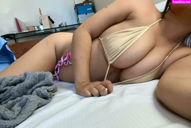 Fuckingallie OnlyFans Thumbnail #sV2s0D0KPv