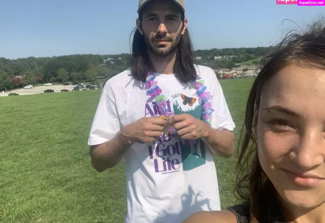 Fuckingmystepbrother OnlyFans Thumbnail #JgACh7W6PB