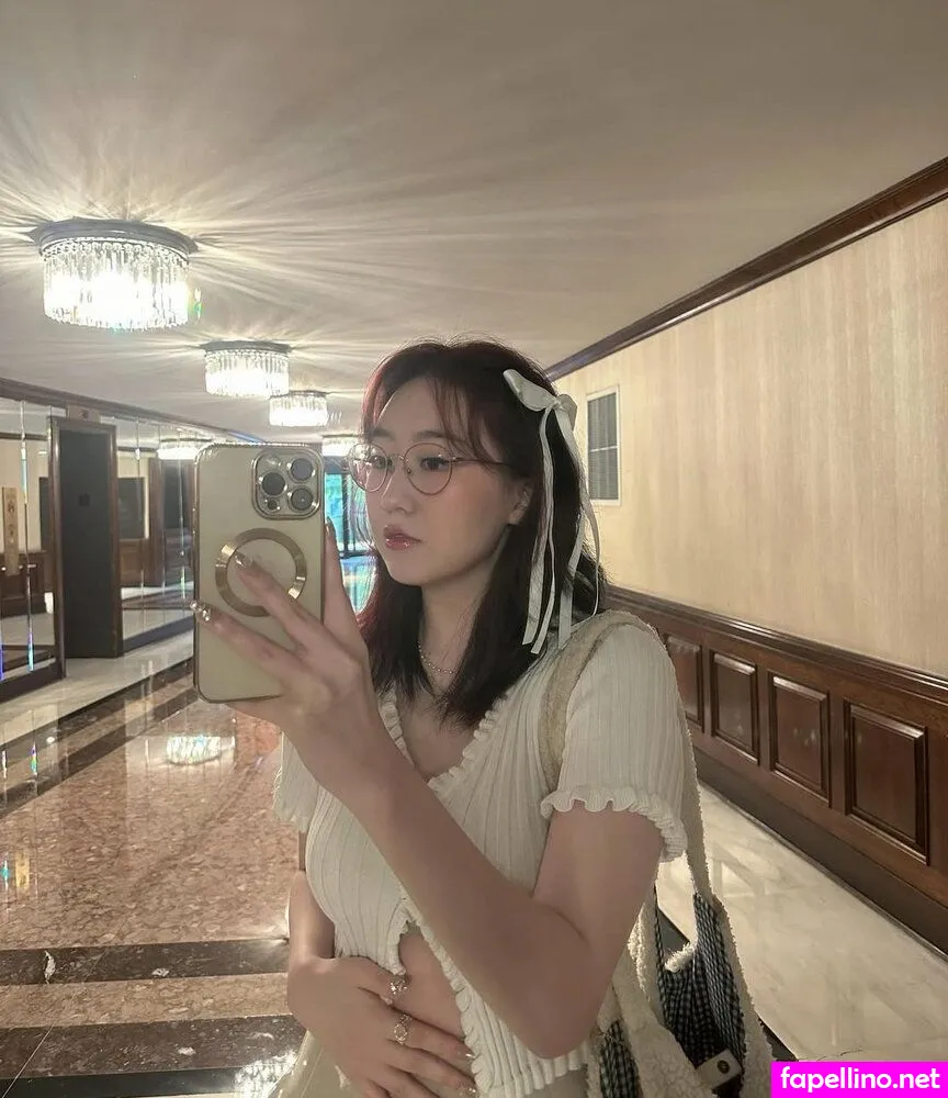 fufumochii Nude Leaked OnlyFans Photo #EB1XeGwsZi