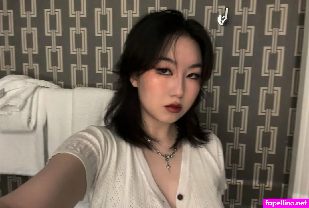 fufumochii Nude Leaked OnlyFans Photo #HQIbXMOIIn