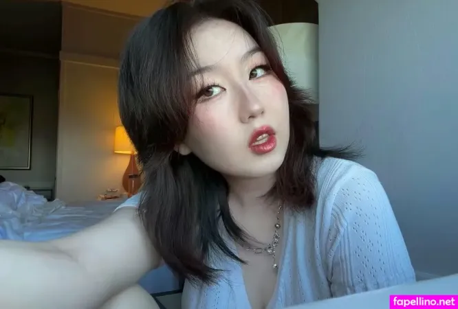 Fufu Flutters Asmr OnlyFans Thumbnail #vZvG8o93gN