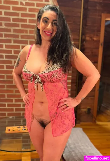 Fullbushhotwife OnlyFans Thumbnail #R26Y3di8JF