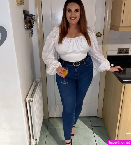 Fullerbustinspo OnlyFans Thumbnail #zP7lqUHQgl