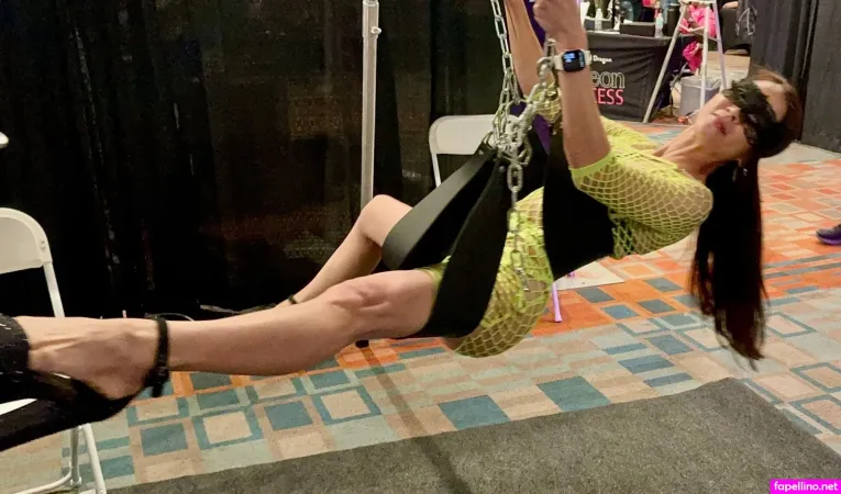 Fun Hotwife OnlyFans Thumbnail #fK8WIypUxx