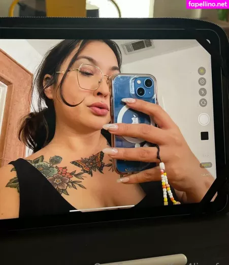 Fun4lizzsfw OnlyFans Thumbnail #83he70Svl7