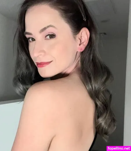 Funnylilgalreacts OnlyFans Thumbnail #7wePwMdrIb