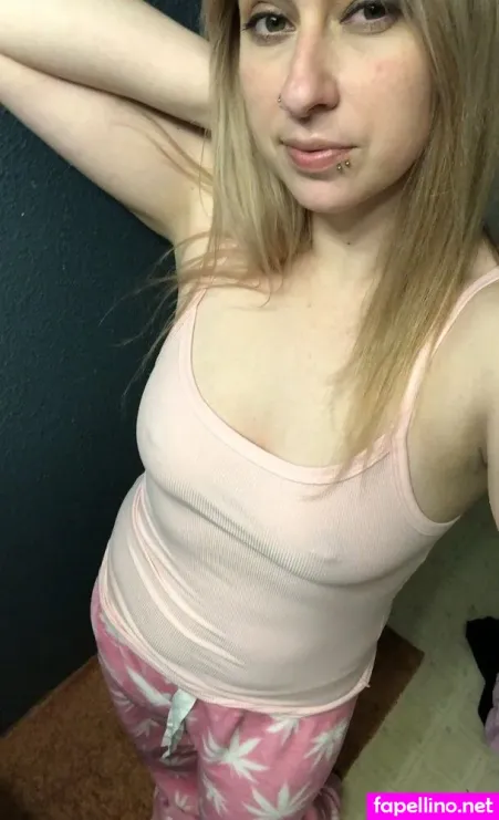 Funsized Cutie420free OnlyFans Thumbnail #PHt1bDYV76