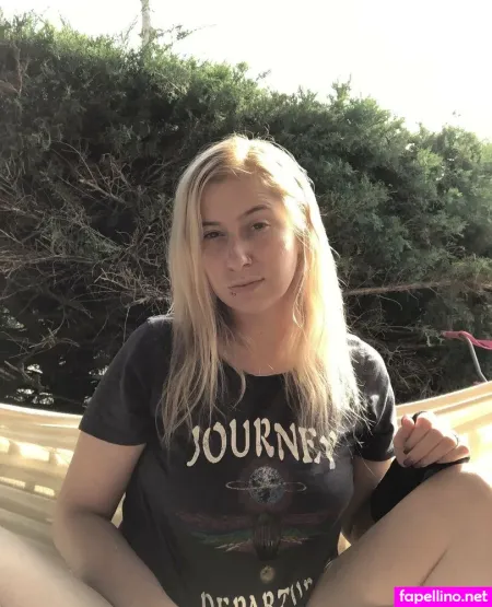 Funsized Cutie420free OnlyFans Thumbnail #YHAno4I98I