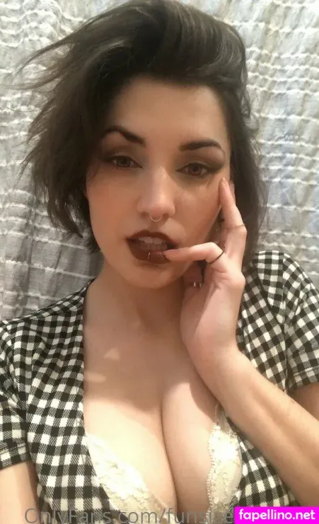 Funsizedcosplay OnlyFans Thumbnail #DLSIGVh1b2