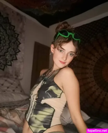 Funsizedellyuwu Main Profile Photo