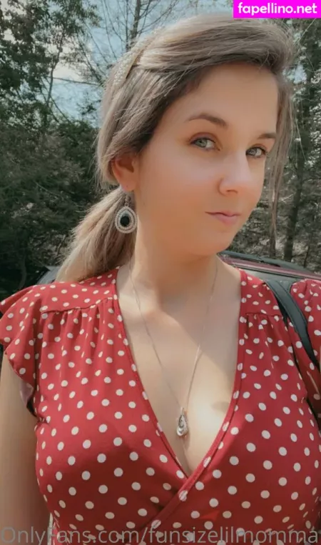 Funsizelilmomma OnlyFans Thumbnail #zfy9kbn9Th