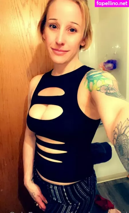 Funsizesammi OnlyFans Thumbnail #kE7DQE38d7