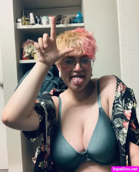 Fussysplayground OnlyFans Thumbnail #3Ocvj44k4k