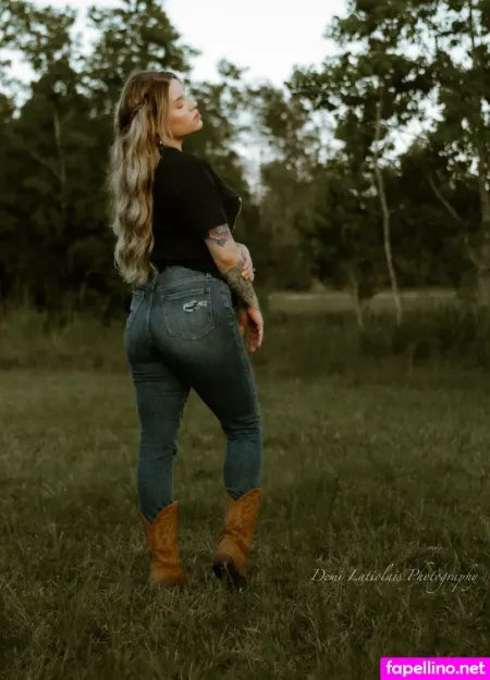 Futurexwifetheory OnlyFans Thumbnail #8vTMarjdTa