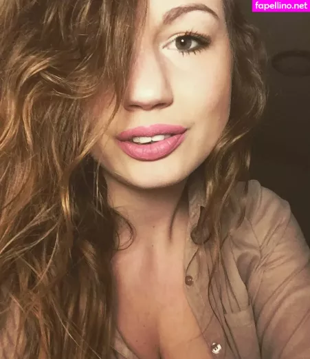 Fuzyfruzsina OnlyFans Thumbnail #OTsww48i55