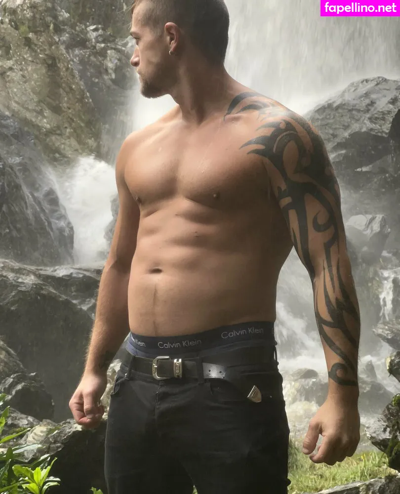 fxxkingexplorers Nude Leaked OnlyFans Photo #2vI1F5gMga