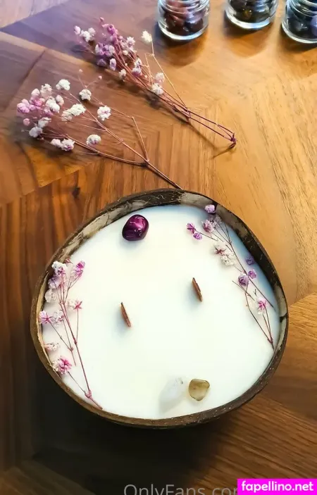 G Luna OnlyFans Thumbnail #W0UdL3J3qI