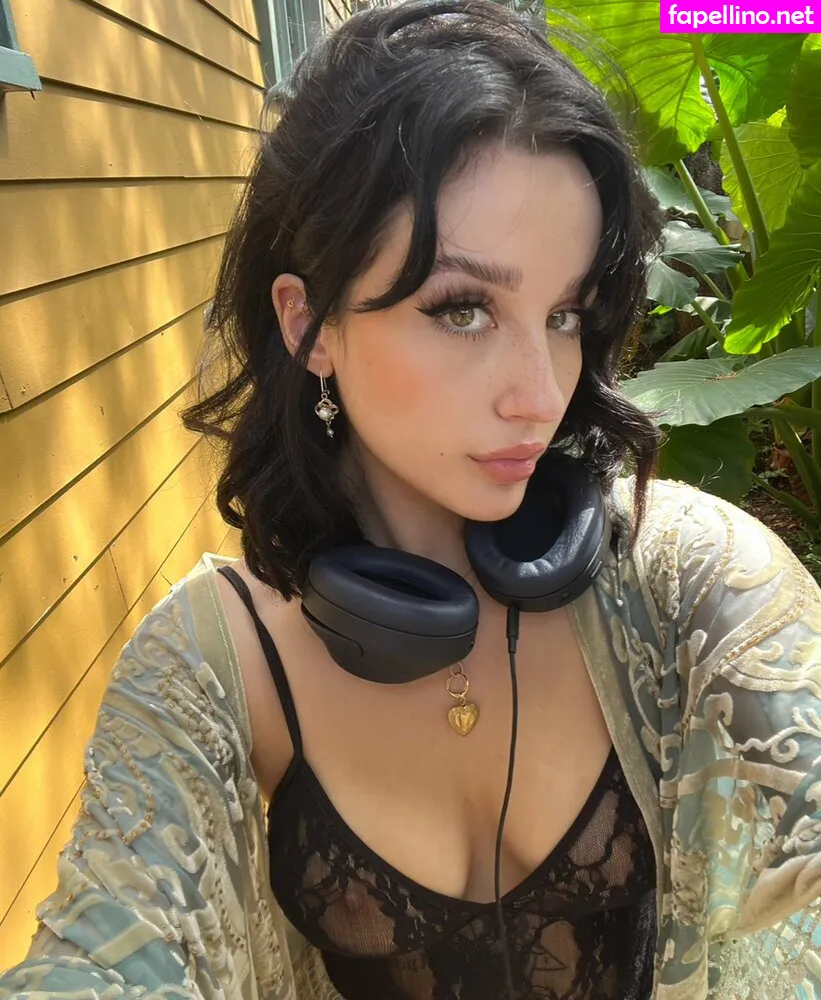 Lavlitt, Lavlunee, g0atgirl, kellymchavez, lavluneee Nude Leaked OnlyFans Photo #BOX2ByGgzl