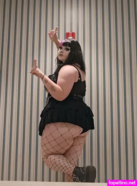 G0thb1mb0 Free OnlyFans Thumbnail #Q51Qd0pz01