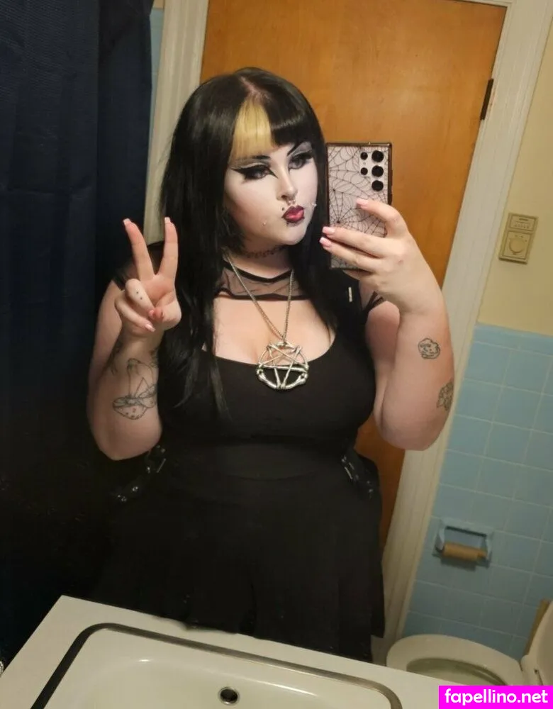 g0thb1mb0_free Nude Leaked OnlyFans Photo #cM2vlEV4GL