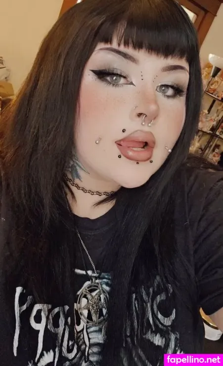 G0thb1mb0 Free OnlyFans Thumbnail #yzf9Cpmcns