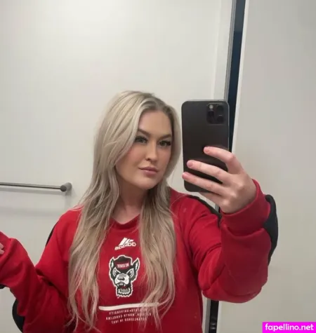 Gabb Goudy 1 OnlyFans Thumbnail #meMeIfiArM