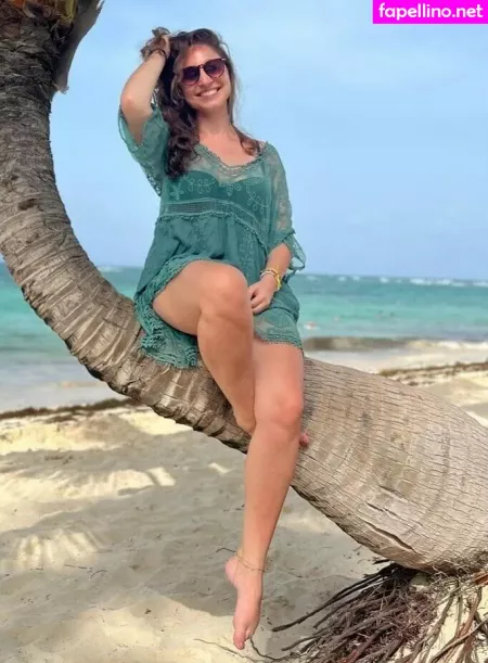 Gabby C Thomas OnlyFans Thumbnail #EKDCa5hVF8
